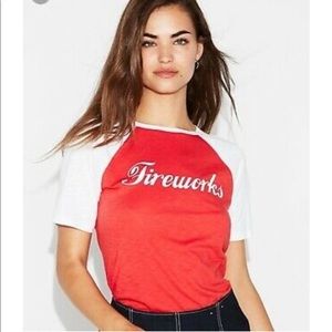 ❤️Women’s S Express/One Eleven “Fireworks” Tee❤️